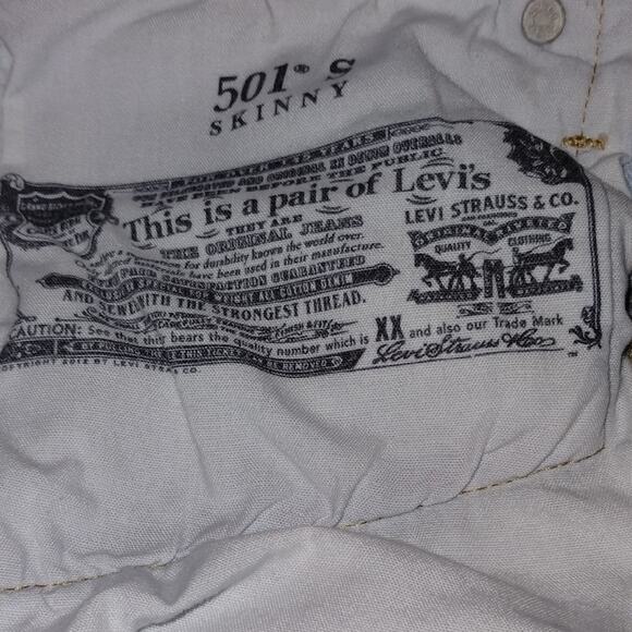 Levi’s 501 Skinny Jeans – Light Wash, Distressed, 100% Cotton (27x28) - Picture 8 of 12